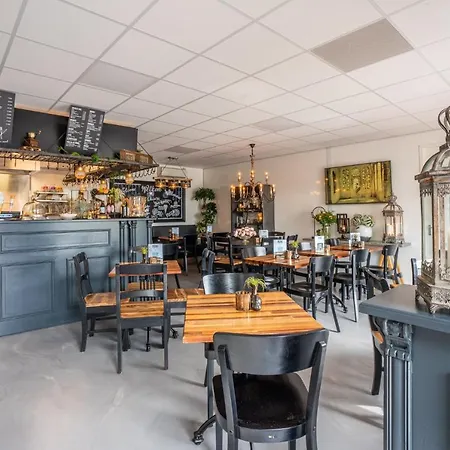 Alpehytte Luxe Marbella Aan Zee *